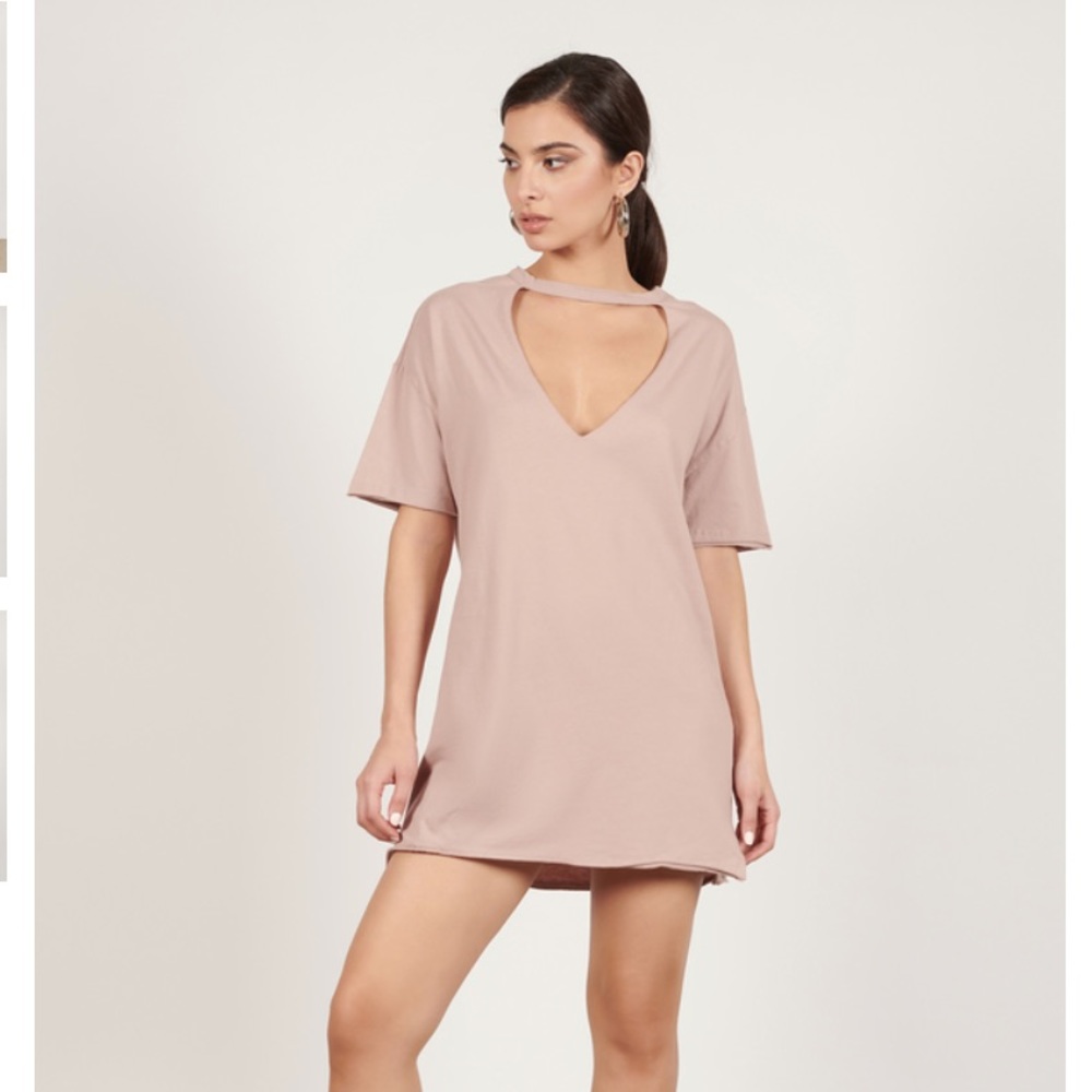 NWT TOBI Natural Plunging Neckline Tee Dress